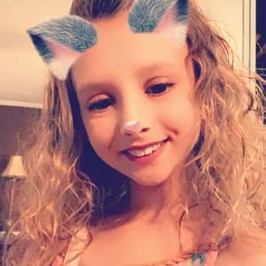 Meet your Posher, Makayla